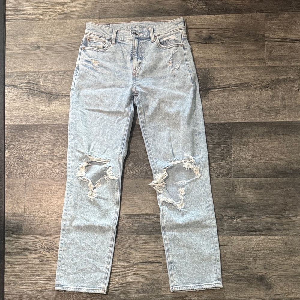 America Eagle Distressed Stretch Super High Rise Ankle Straight Jeans Size 0 - Picture 2 of 8